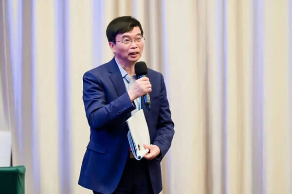 BOBSport首席科学官彭双清教授.jpg BOBSport首席科学官彭双清教授.jpg